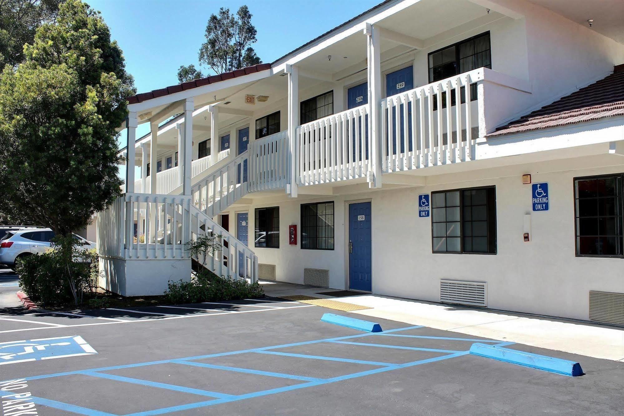 Motel 6-San Luis Obispo, Ca - South מראה חיצוני תמונה